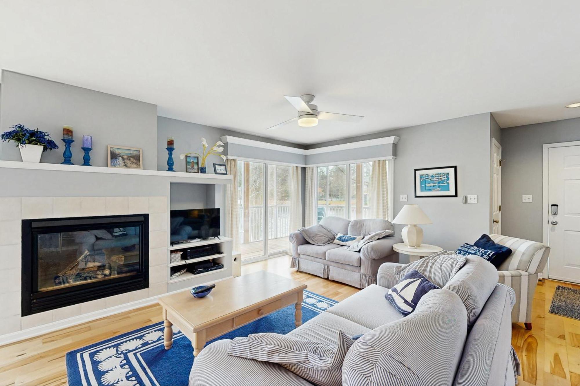 Apartment Sea Colony - 55054 Pine Dr *