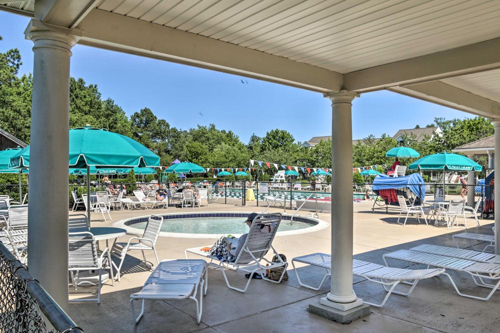 Apartment 1 Mi To Bethany With Pool Access!