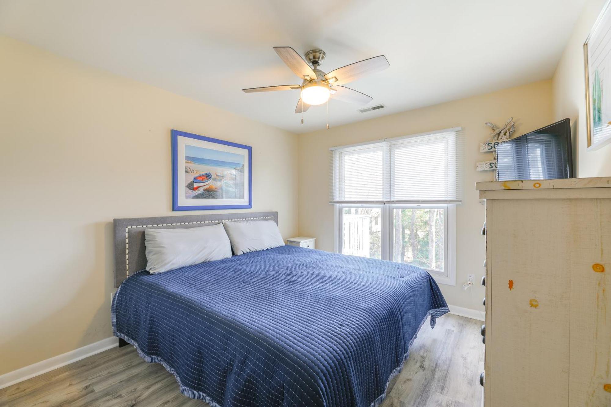 Apartment 1 Mi To Bethany With Pool Access! *