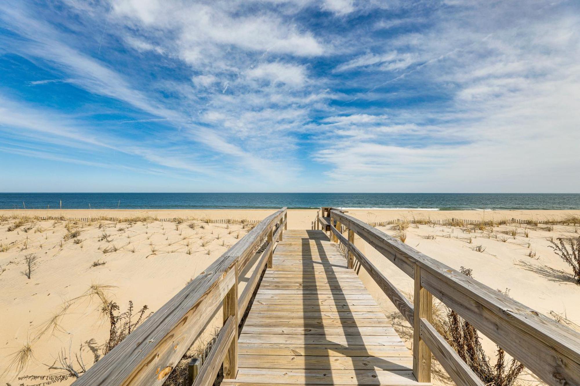 Steps To Shore Spacious Bethany Retreat Holiday home *