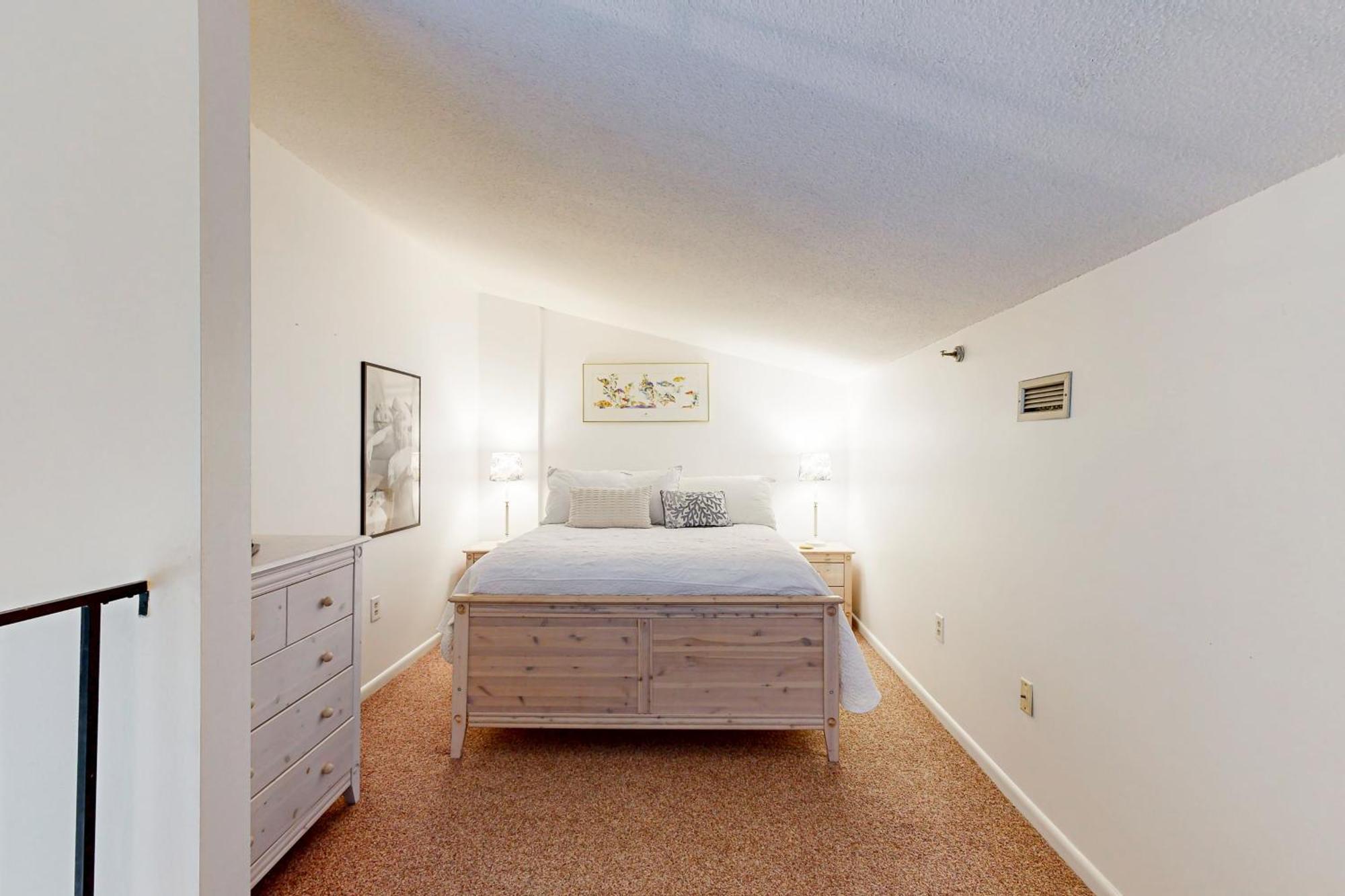 Apartment Sea Colony - 911 Harbour House Rd.