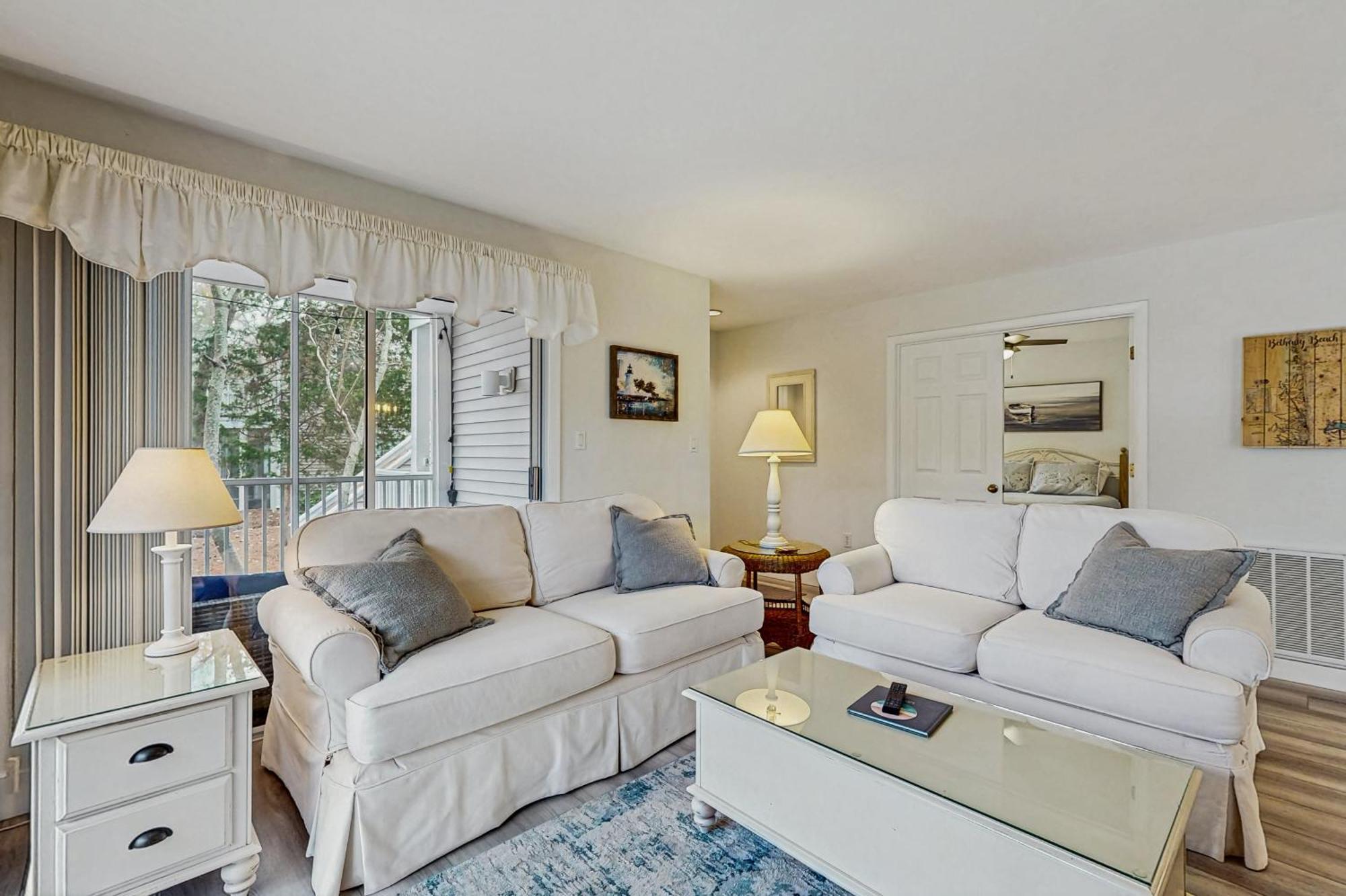 Sea Colony Lakeshore Apartment Bethany Beach