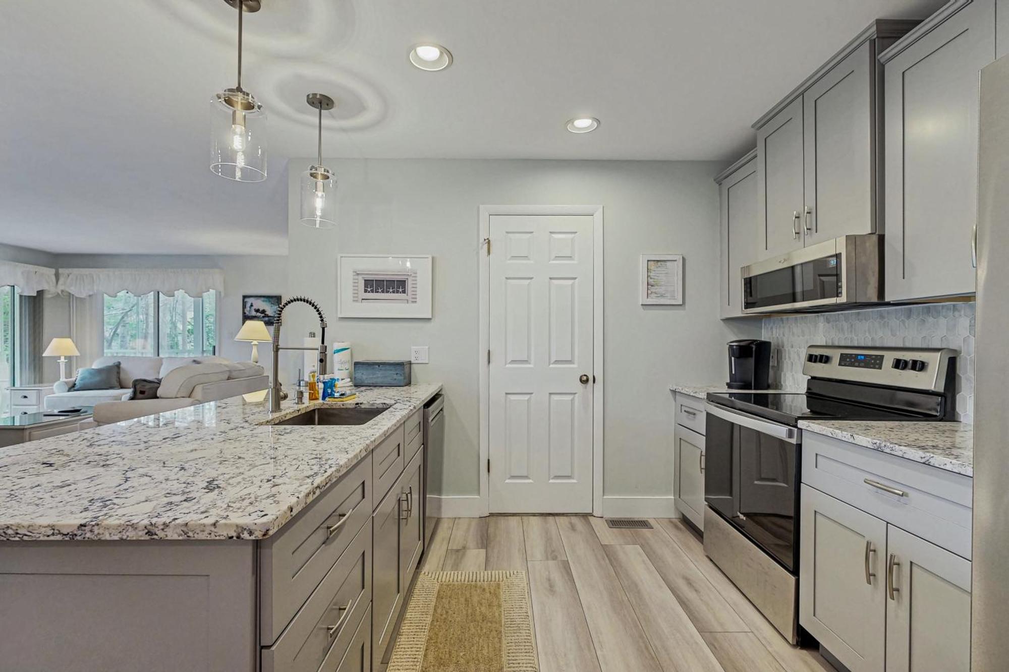 Apartment Sea Colony Lakeshore