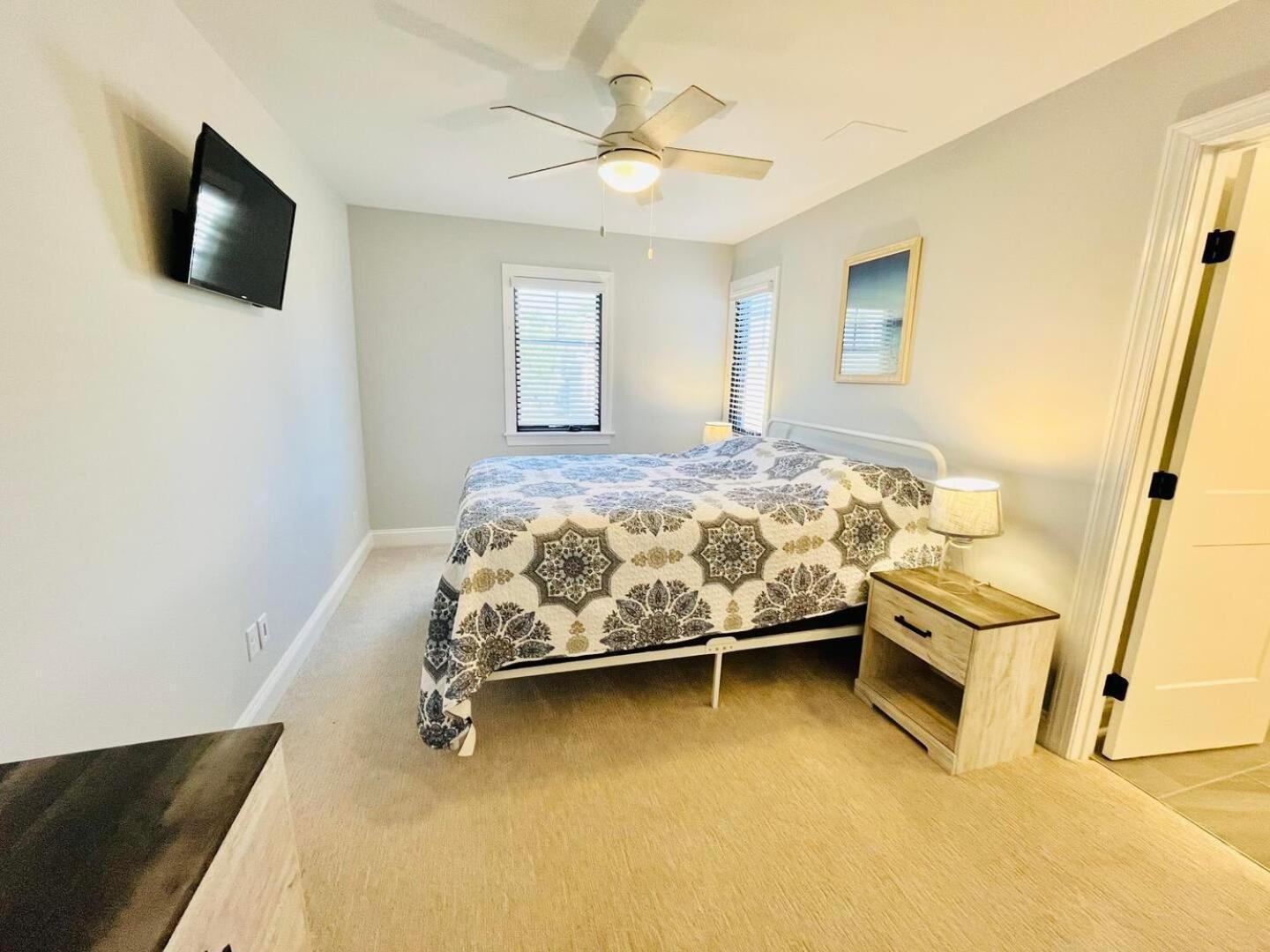 Sea Side Drive 8 *