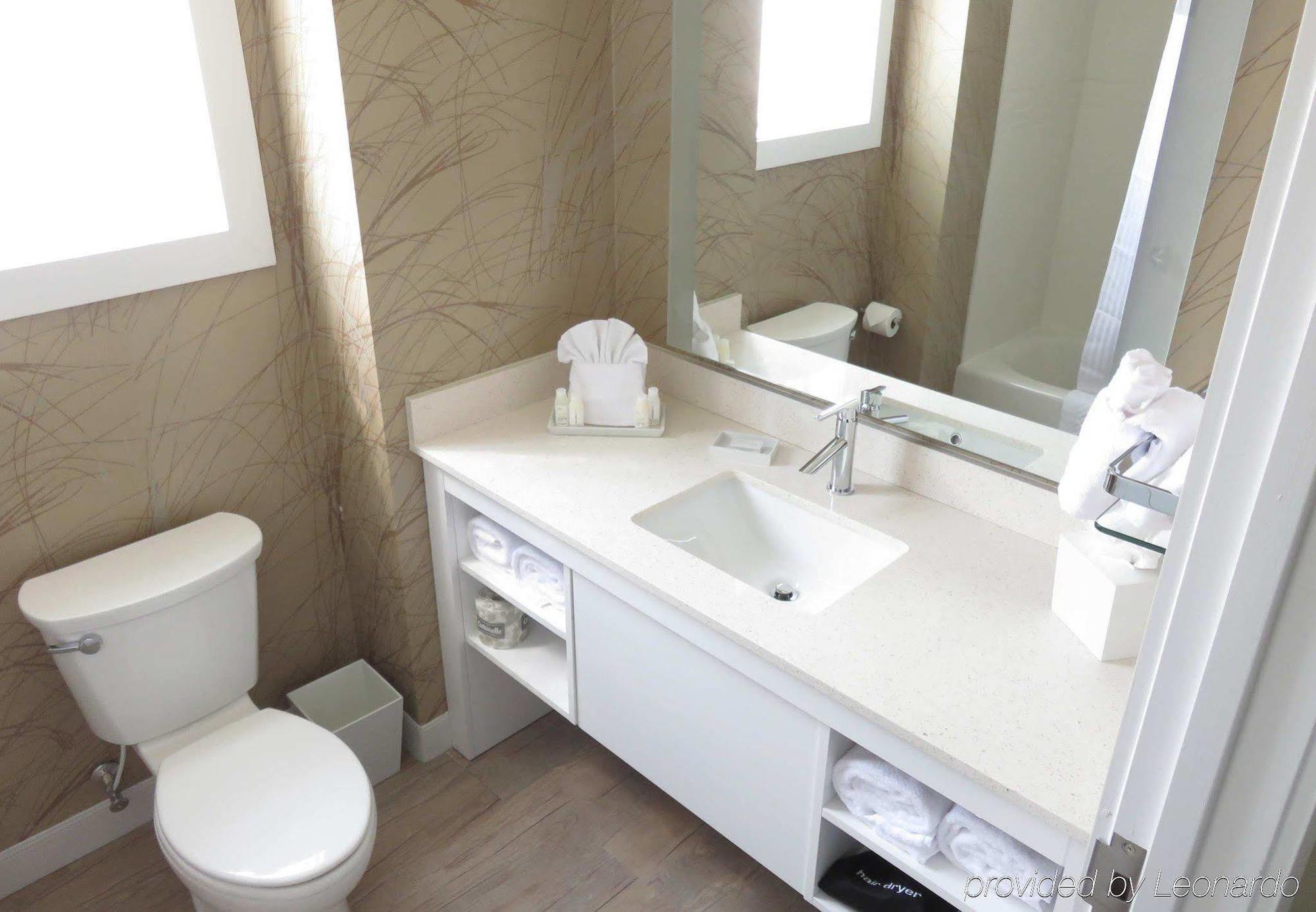 Hotel Bethany Ocean By Marriott 3*