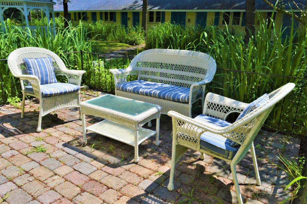 Meris Gardens Bed & Breakfast