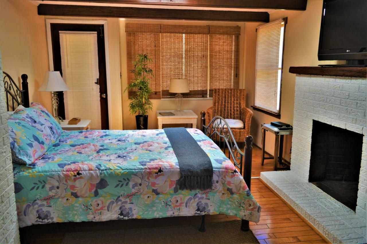 Meris Gardens Bed & Breakfast Bethany Beach