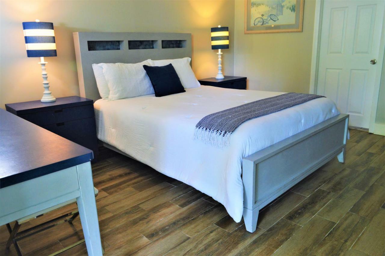 Bed & Breakfast Meris Gardens Bethany Beach