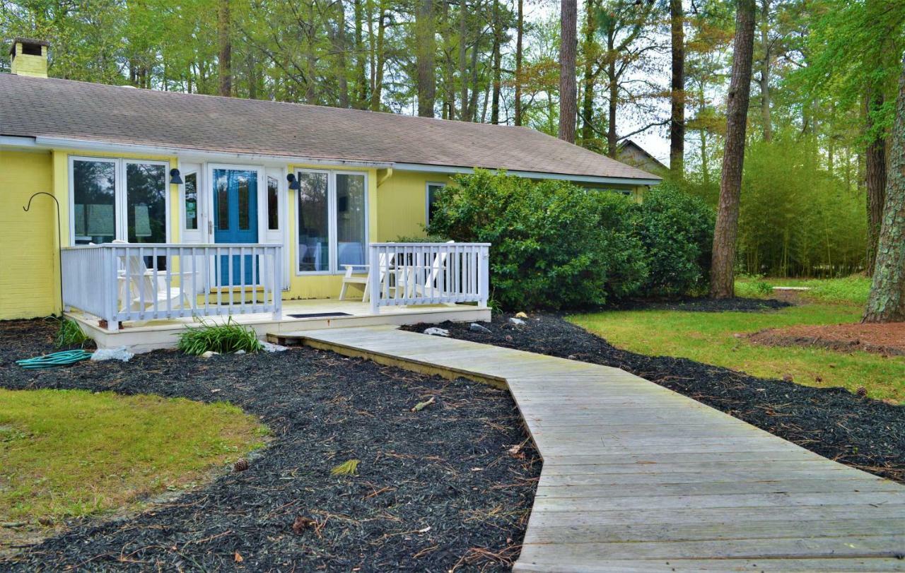 Meris Gardens Bed & Breakfast